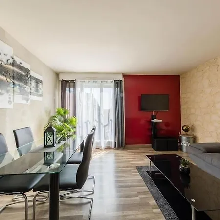 公寓 Logement Entier A *